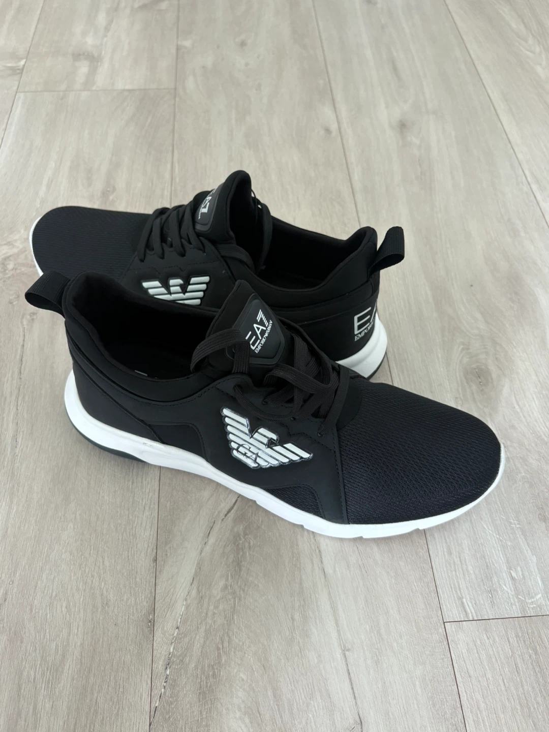 EA7 Emporio Armani Men's Black Running Shoes