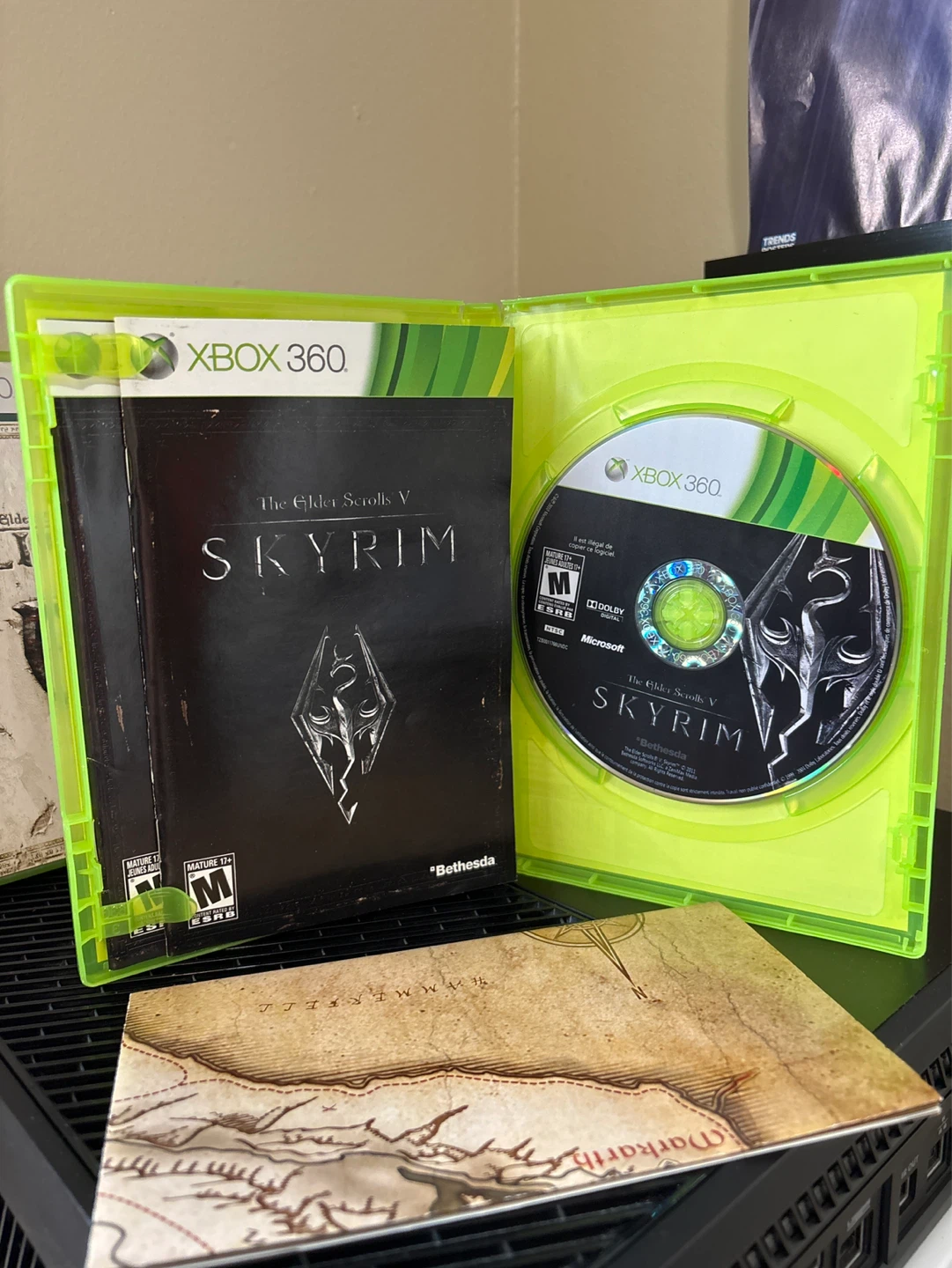 The Elder Scrolls V: Skyrim and IV: Oblivion Xbox 360 - photo 4