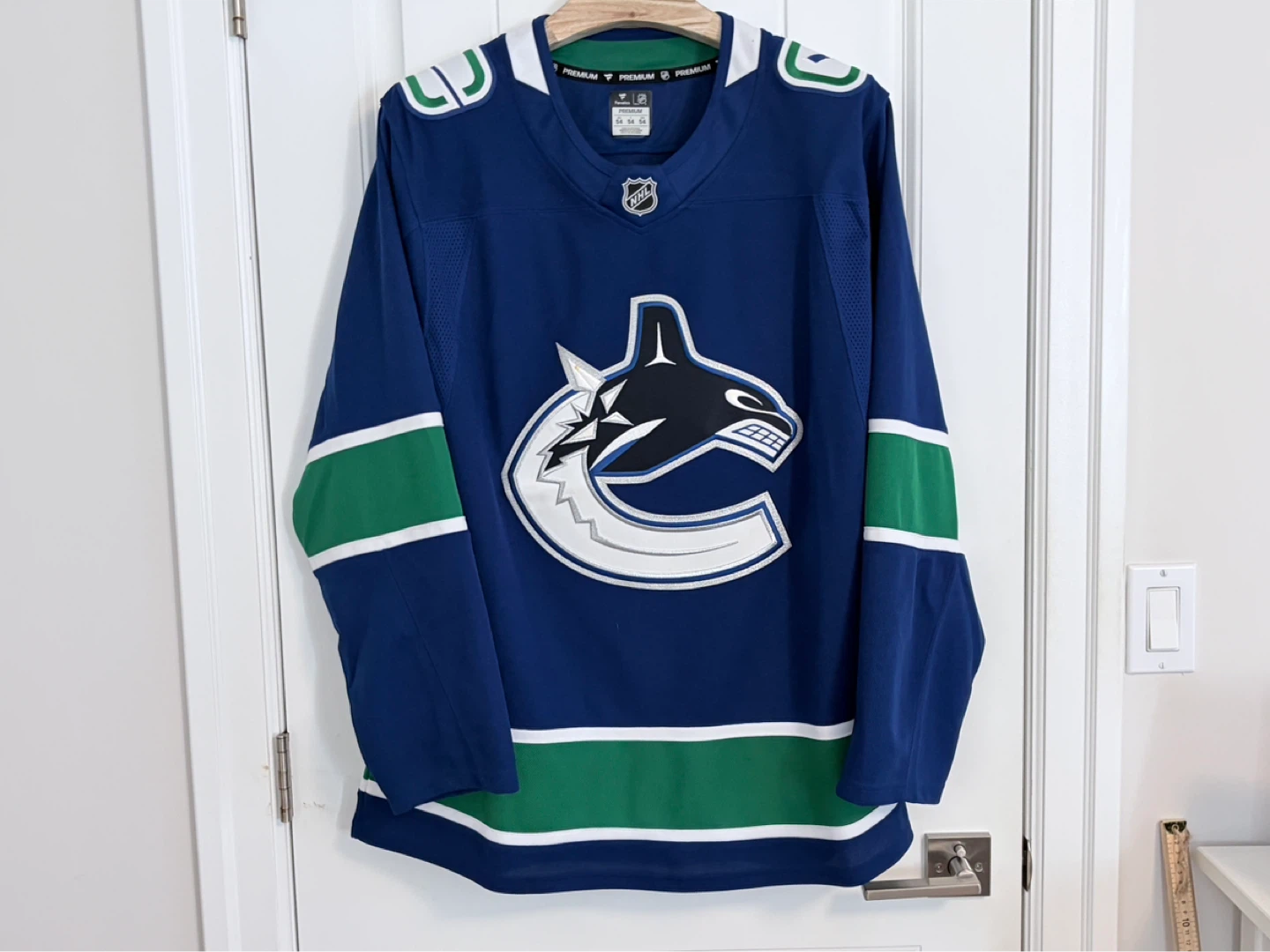 Authentic Fanatics Vancouver Canucks Premium Jersey Size 54 XL