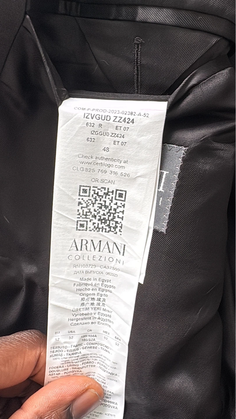 Armani Collezioni Men's Suit - Size 48 - photo 3