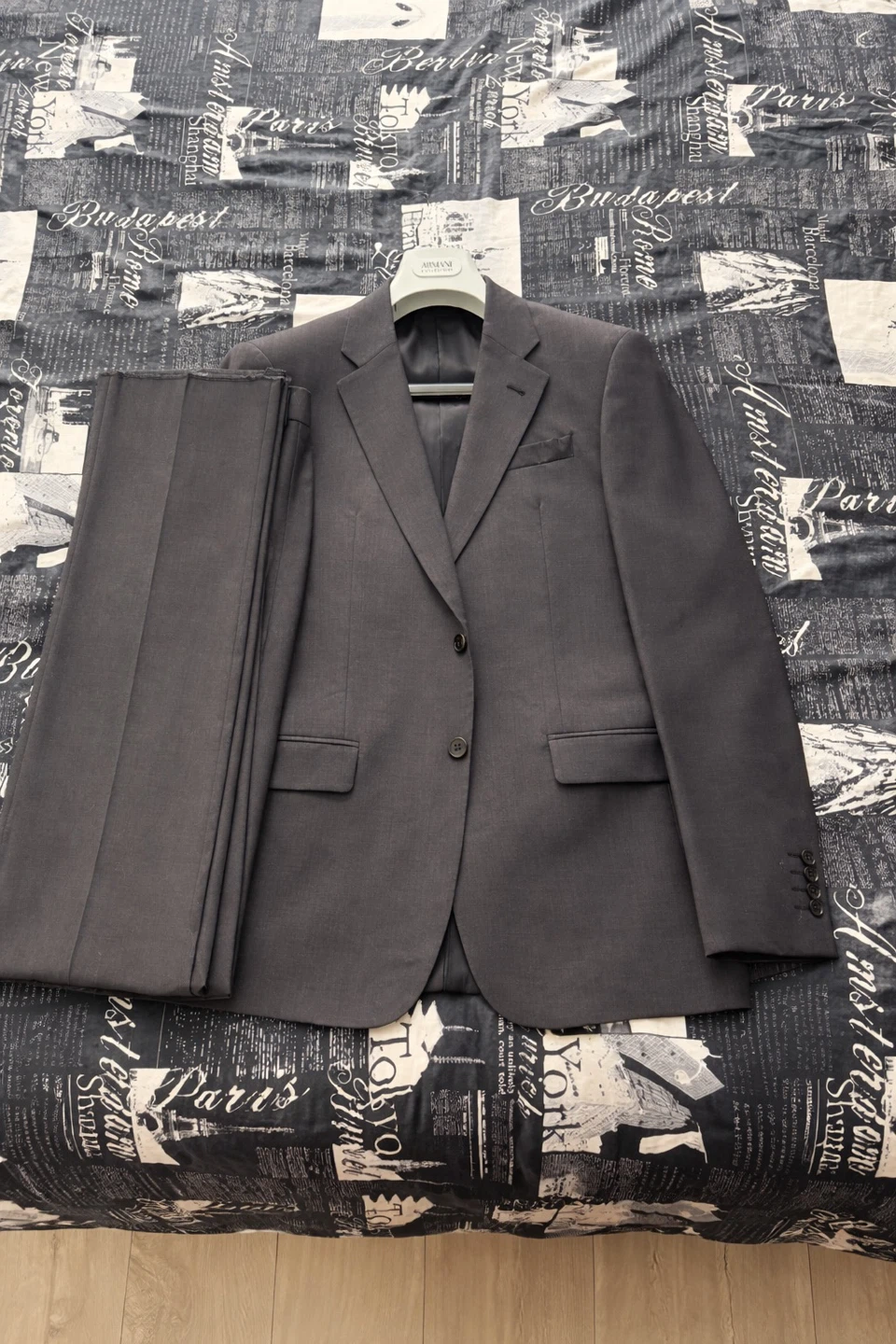 Armani Collezioni Men's Suit - Size 48