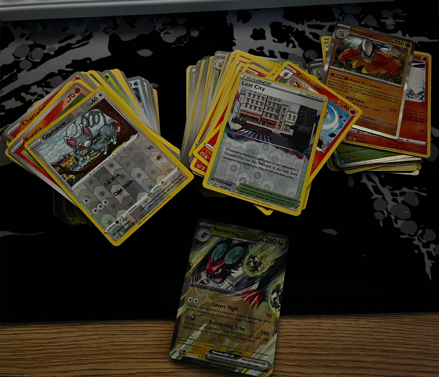 ~200 pokemon cards (common, uncommon, rares)