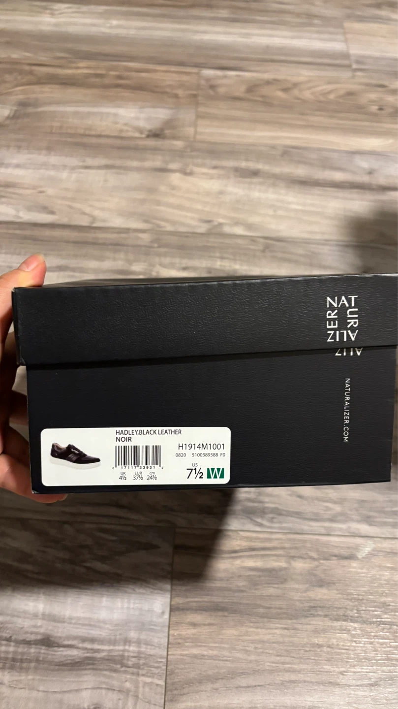 Brand New Naturalizer Black Leather Fashion Sneakers Size 7.5W - photo 3