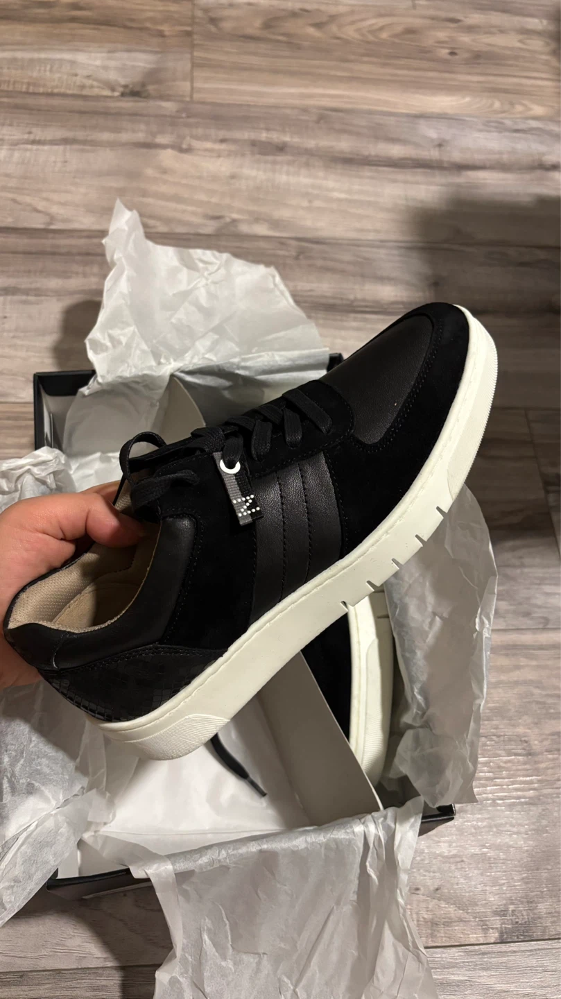 Brand New Naturalizer Black Leather Fashion Sneakers Size 7.5W