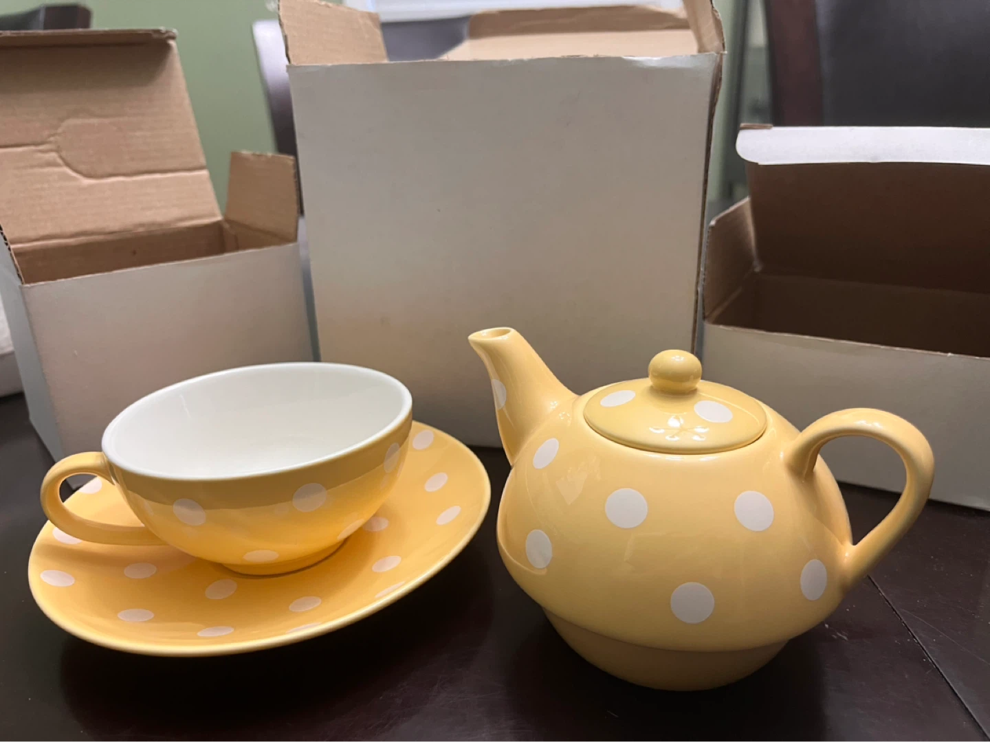 Yellow Polka Dot Teapot and Cup Set