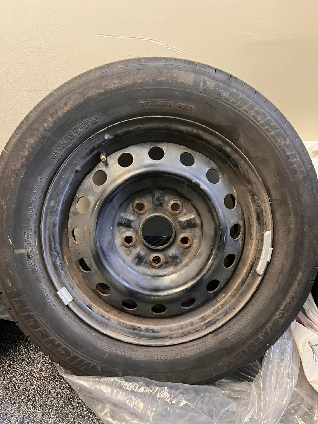 5 Tires on Steel Rims – Toyota Corolla – Michelin Winter Tires - photo 2