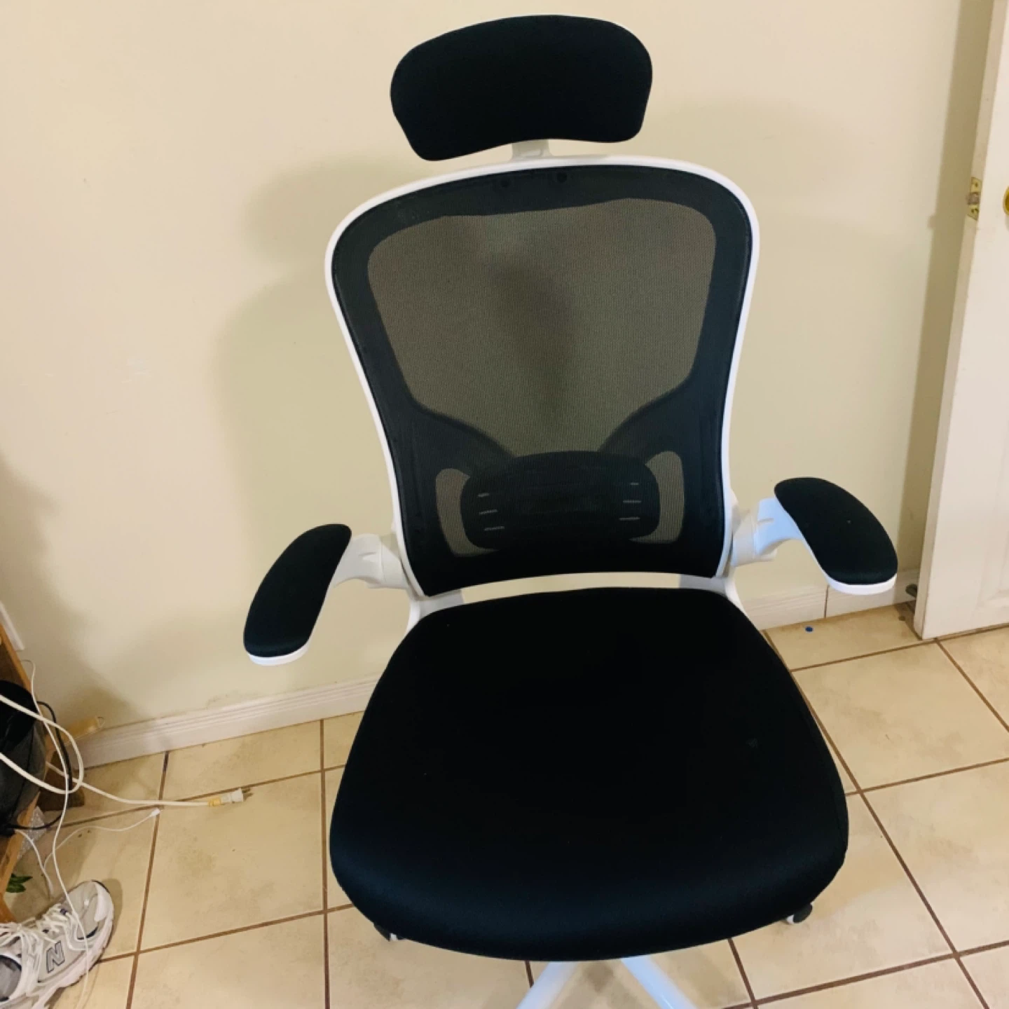 Ergonomic Mesh Office Chair with Headrest - photo 4