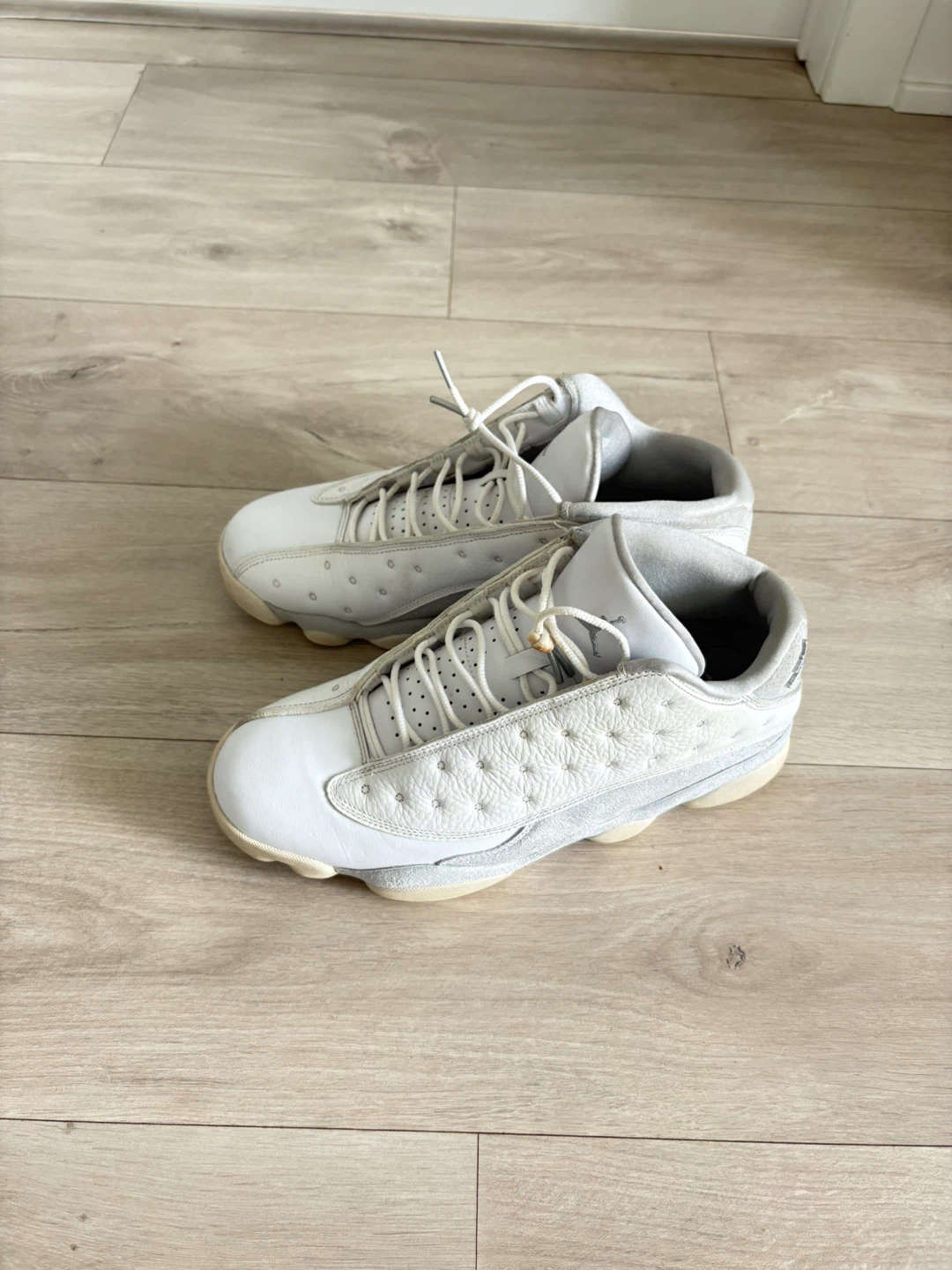 Air Jordan 13 Retro White/Grey Sneakers