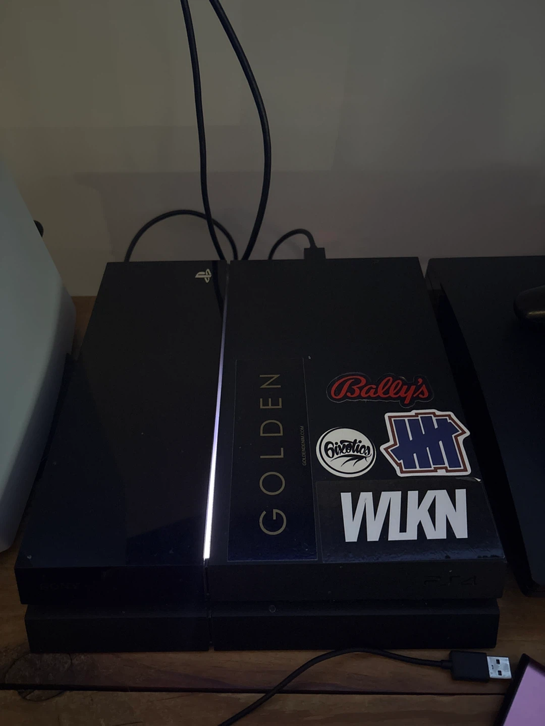 Sony PlayStation 4