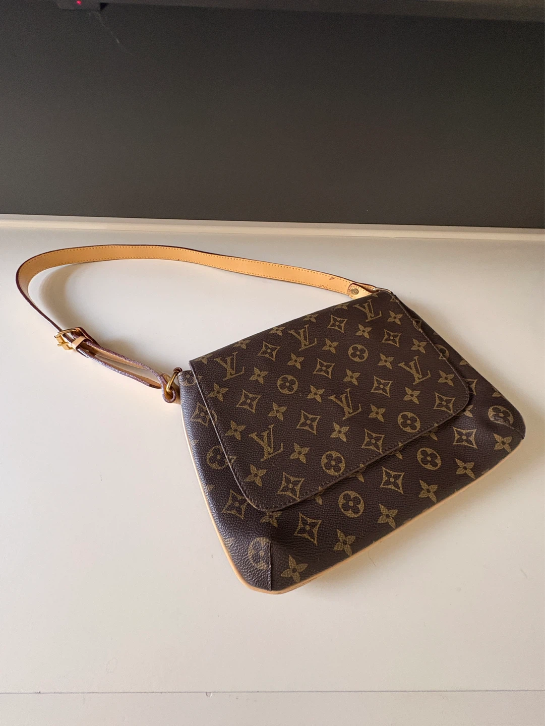 Louis Vuitton Musette Tango Shoulder Bag