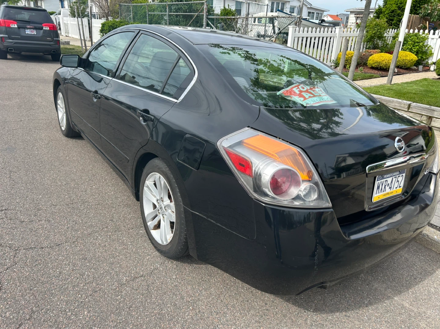 Black Nissan Altima Sedan - photo 3