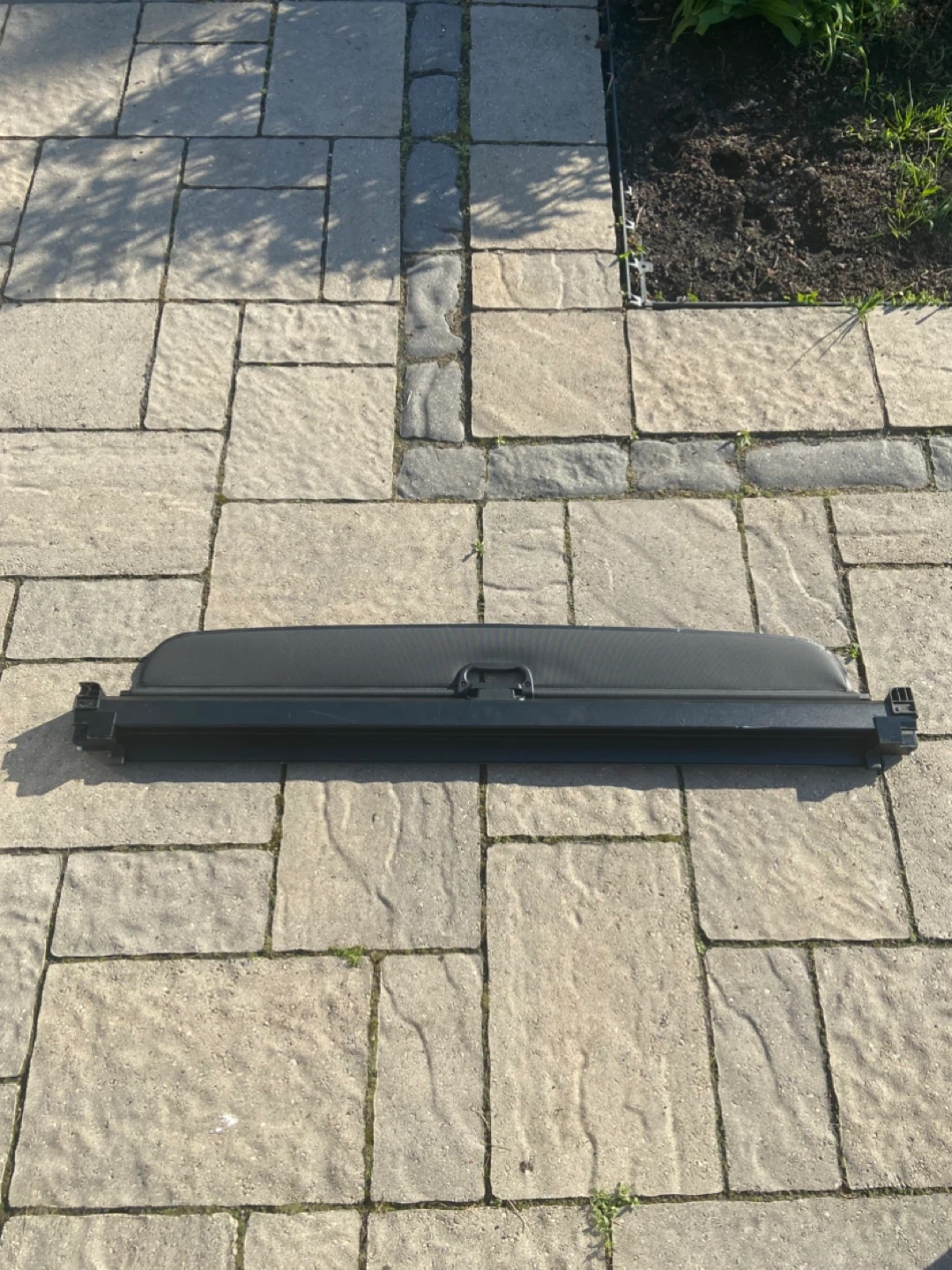2016 E70 BMW RETRACTABLE CARGO COVER