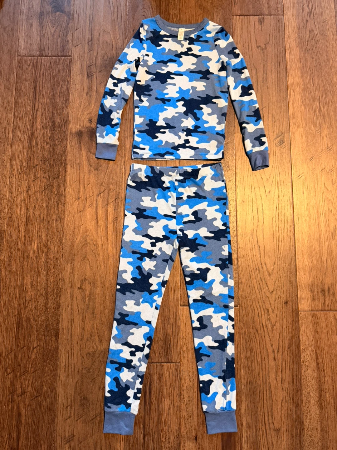 $10 for all! 5 Sets of Kids' Pajama Set - photo 4