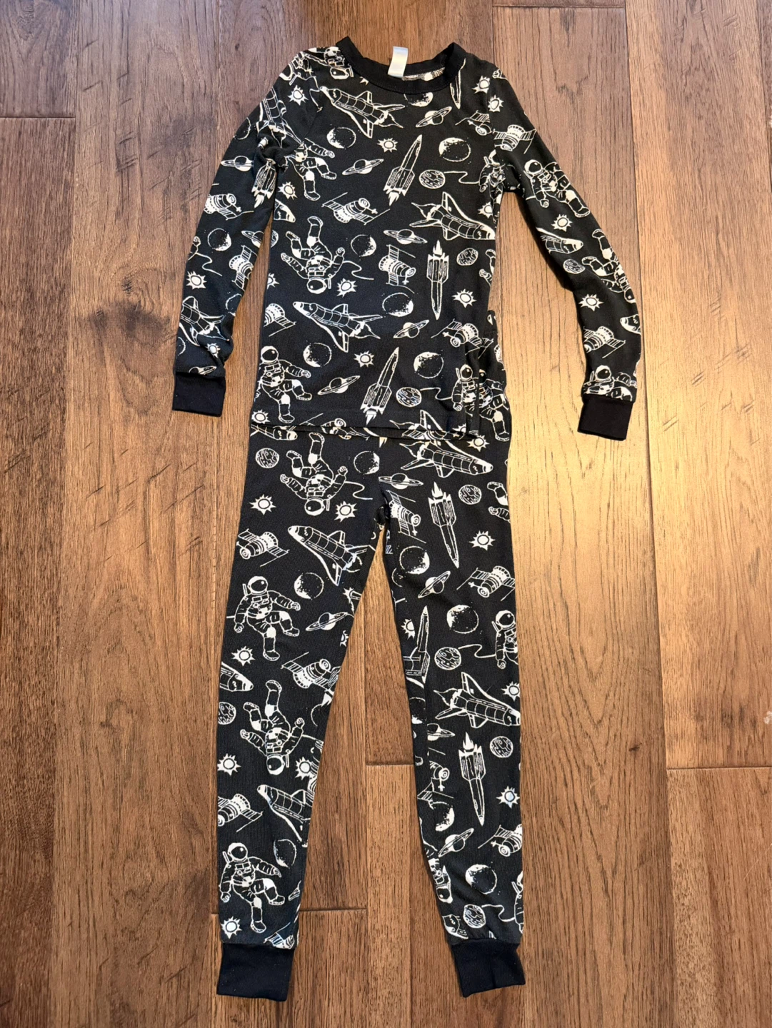 $10 for all! 5 Sets of Kids' Pajama Set - photo 2