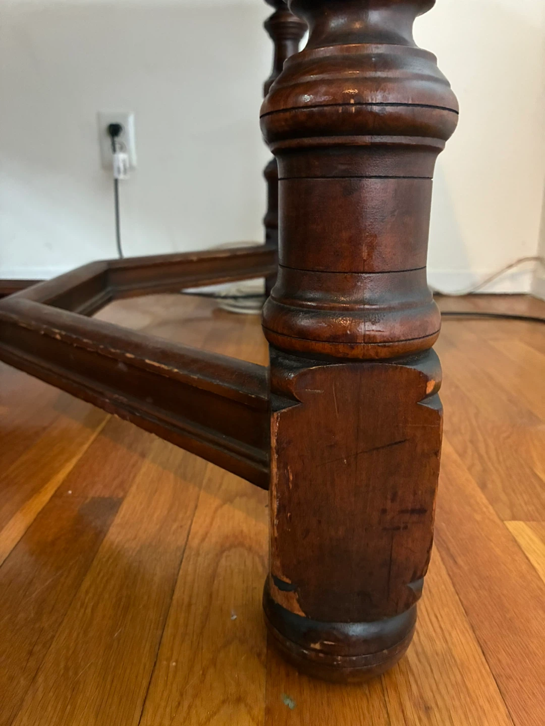 POTTERY BARN EXTENDABLE DINING TABLE - photo 4