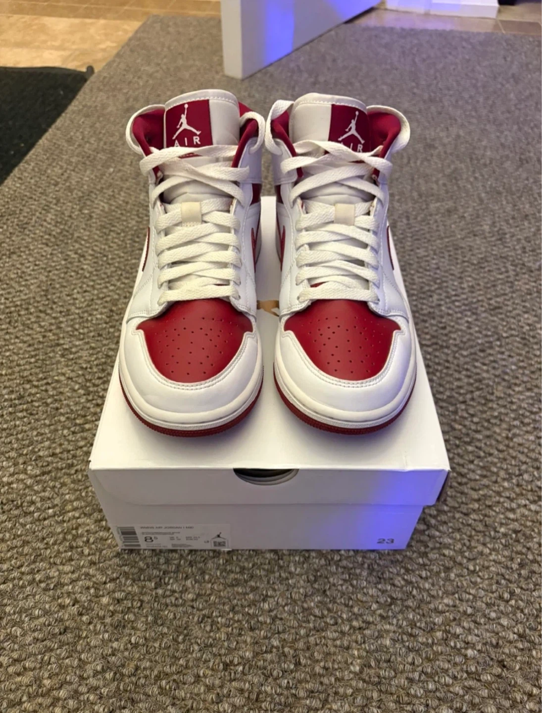 Jordan 1 Mid Reverse Chicago Women’s Size 8.5