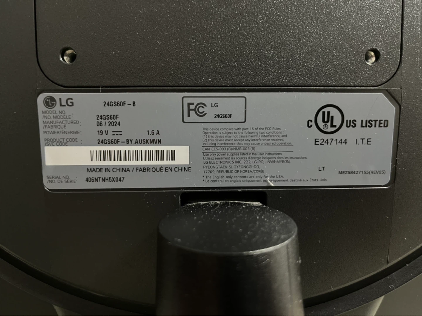 LG Ultragear 24GS60F-B 24" FHD 180Hz Gaming Monitor - photo 3