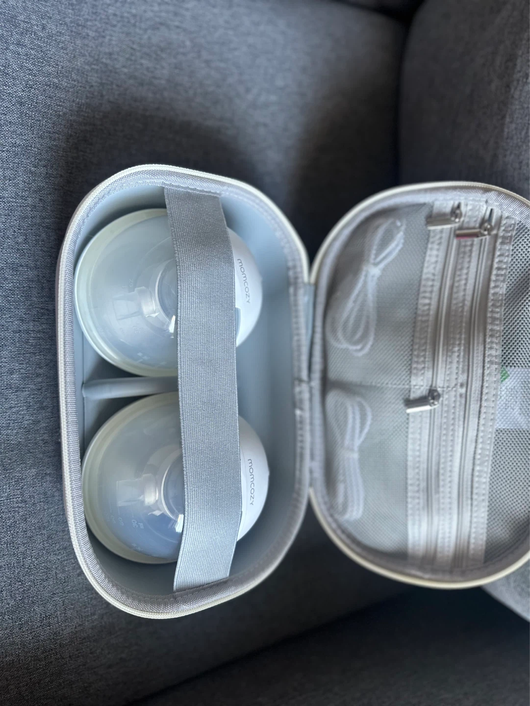 Momcozy M5 Hands-Free Breast Pump Set - Double Pumps