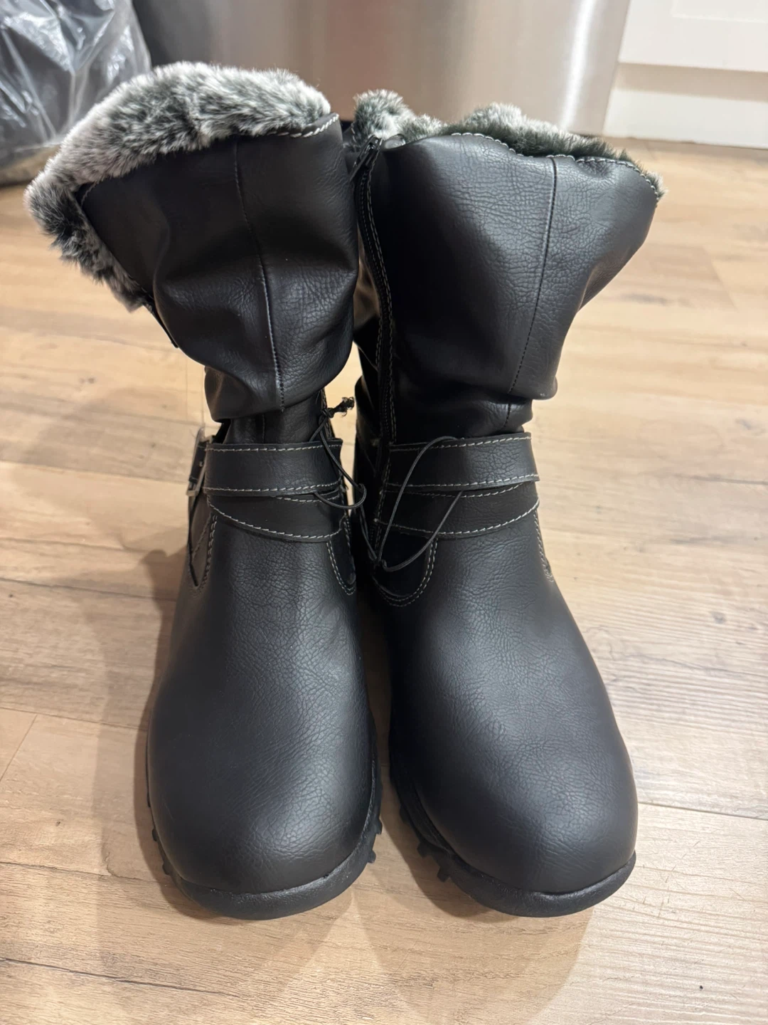 Time and Tru Women's Winter Boots - Black