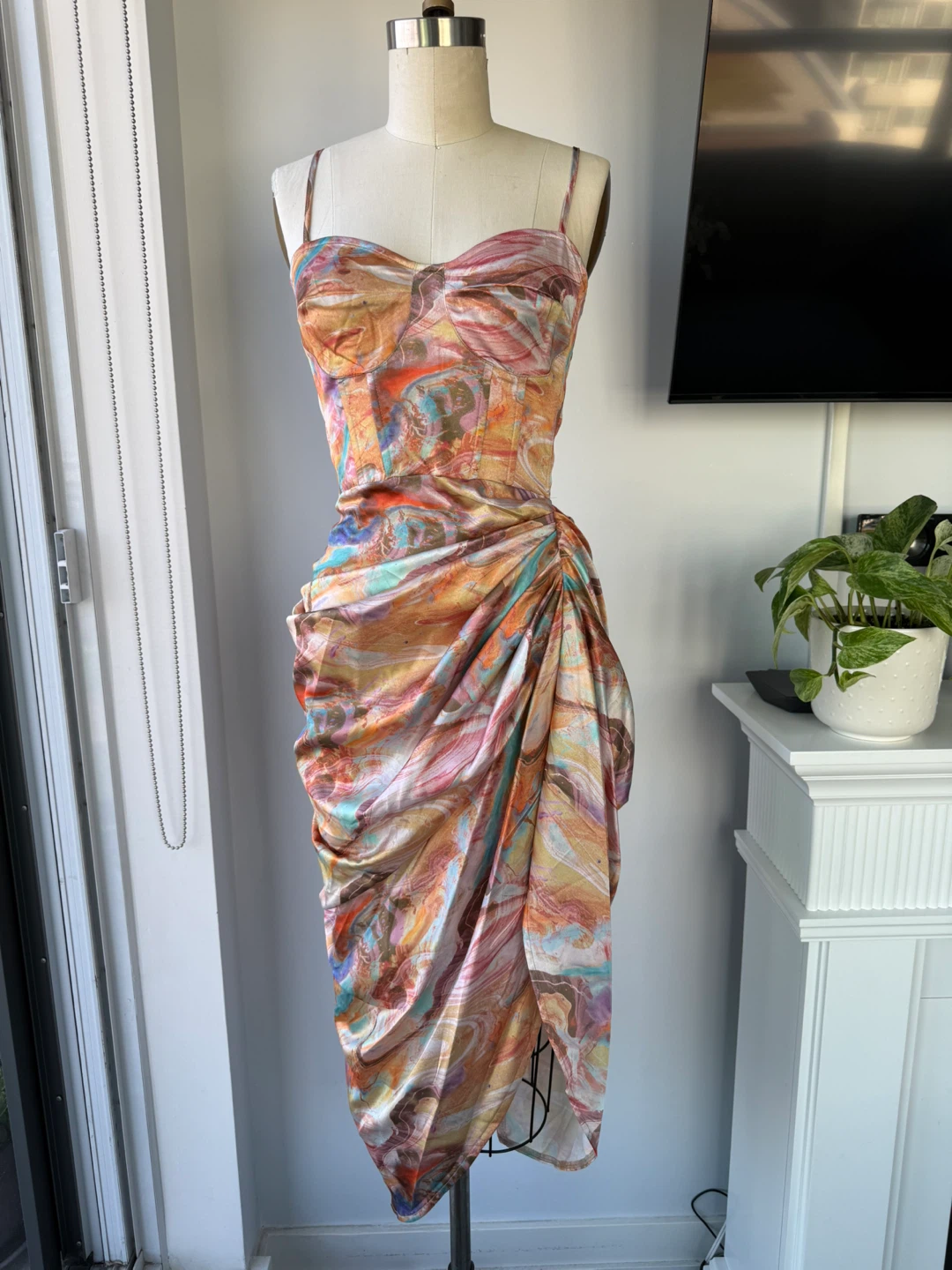 PrettyLittleThing Abstract Print Ruched Midi Dress size 4