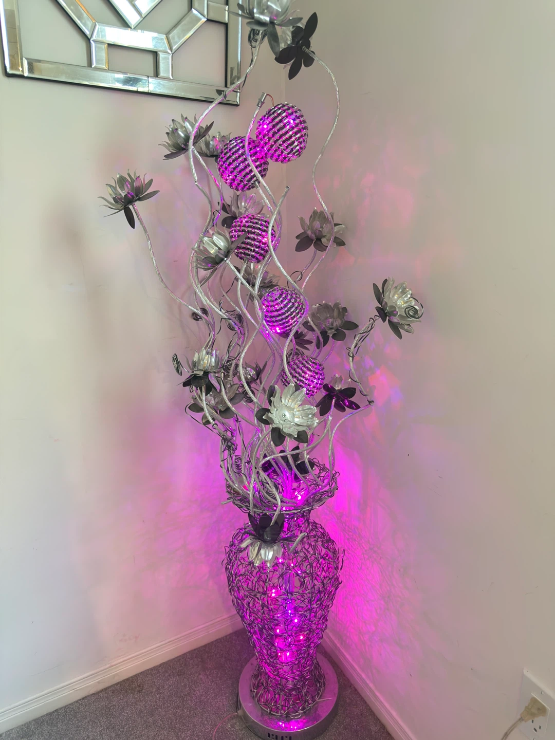 Silver Floral Floor Lamp with Coloured Lights - photo 2