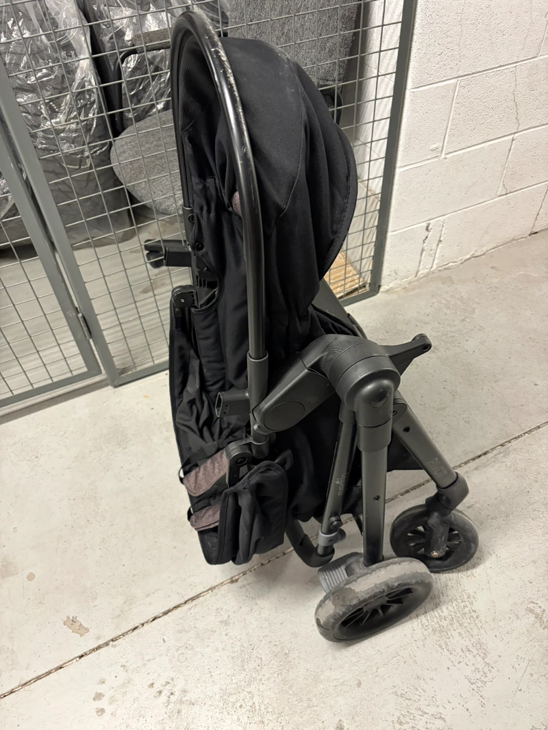 Black Evenflo Stroller - photo 2