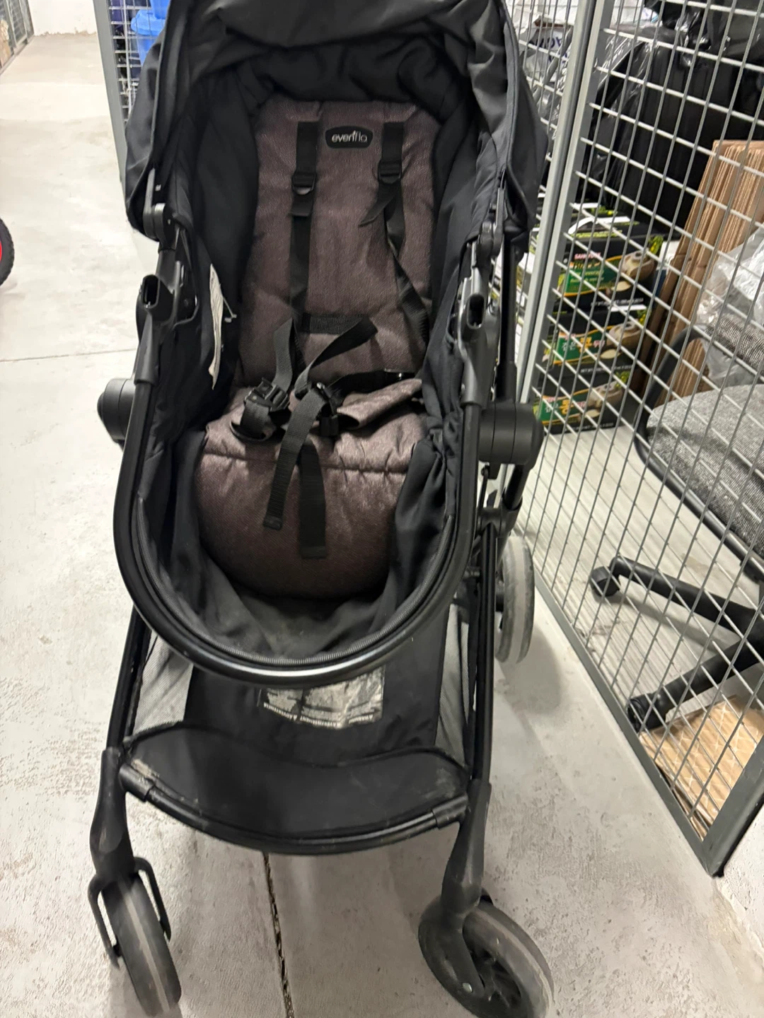 Black Evenflo Stroller