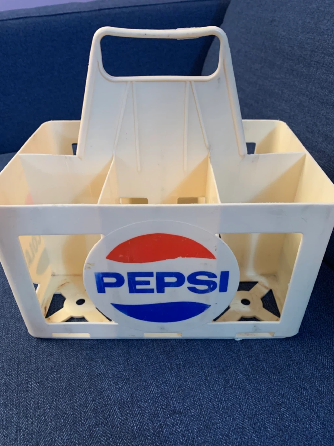 Vintage 1973 White Plastic Pepsi Bottle Carrier - photo 3