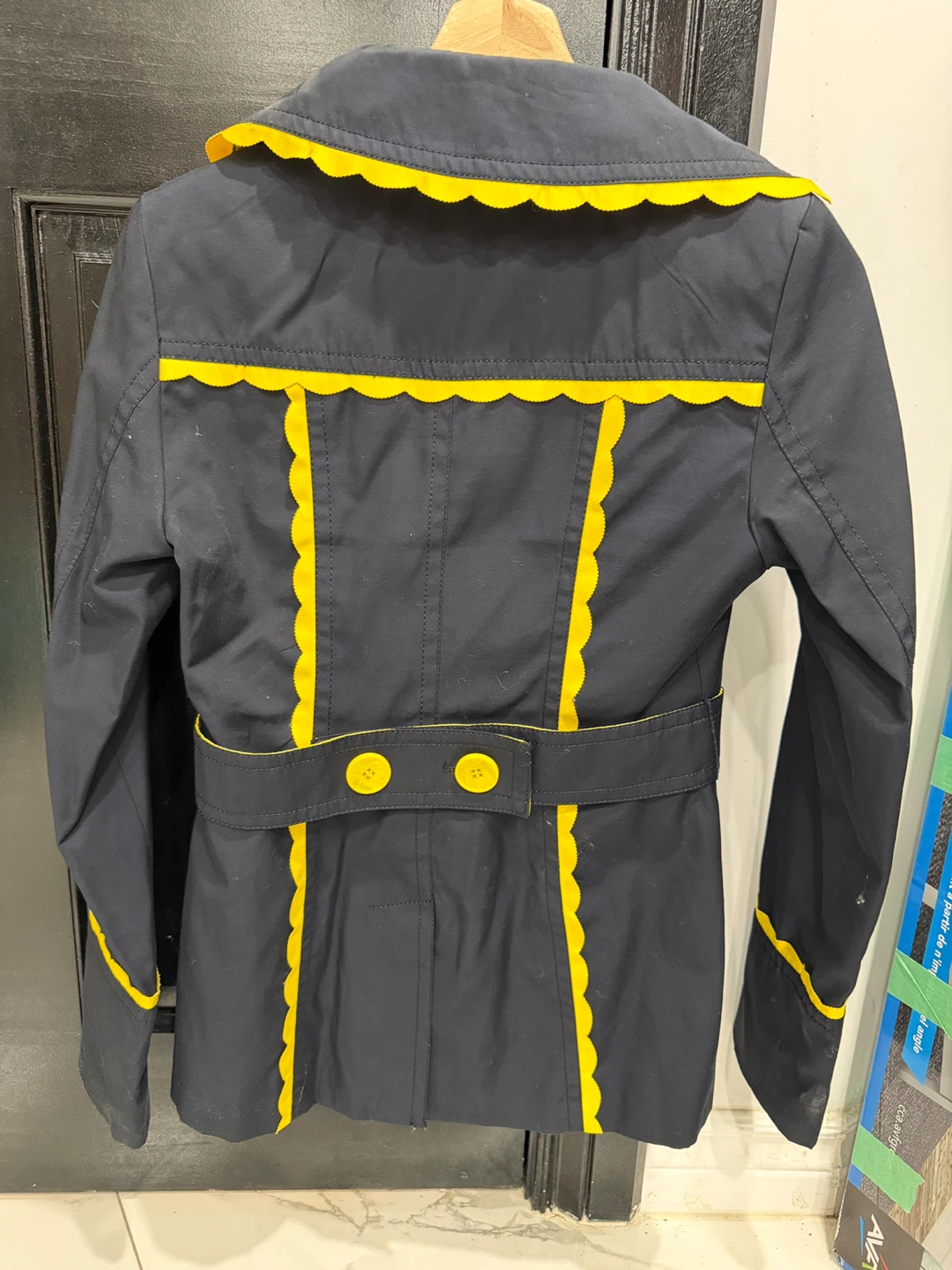 Jessica Simpson Navy and Yellow Scalloped Trench Coat - photo 3