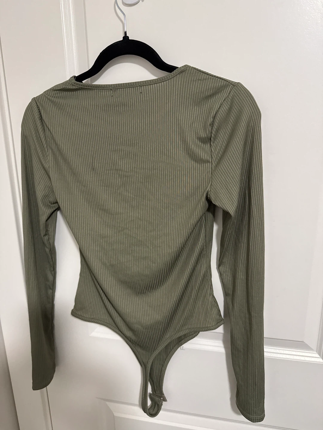 STREETWEAR SOCIETY Ribbed Cutout Long Sleeve Bodysuit - photo 2