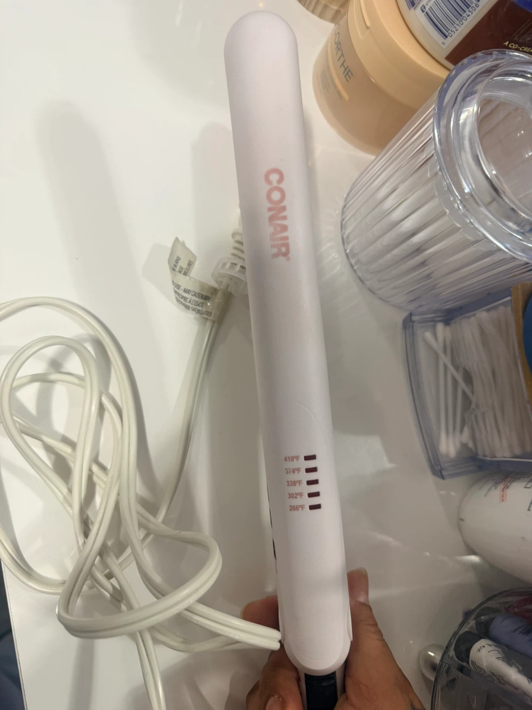 Conair White Flat Iron - photo 3