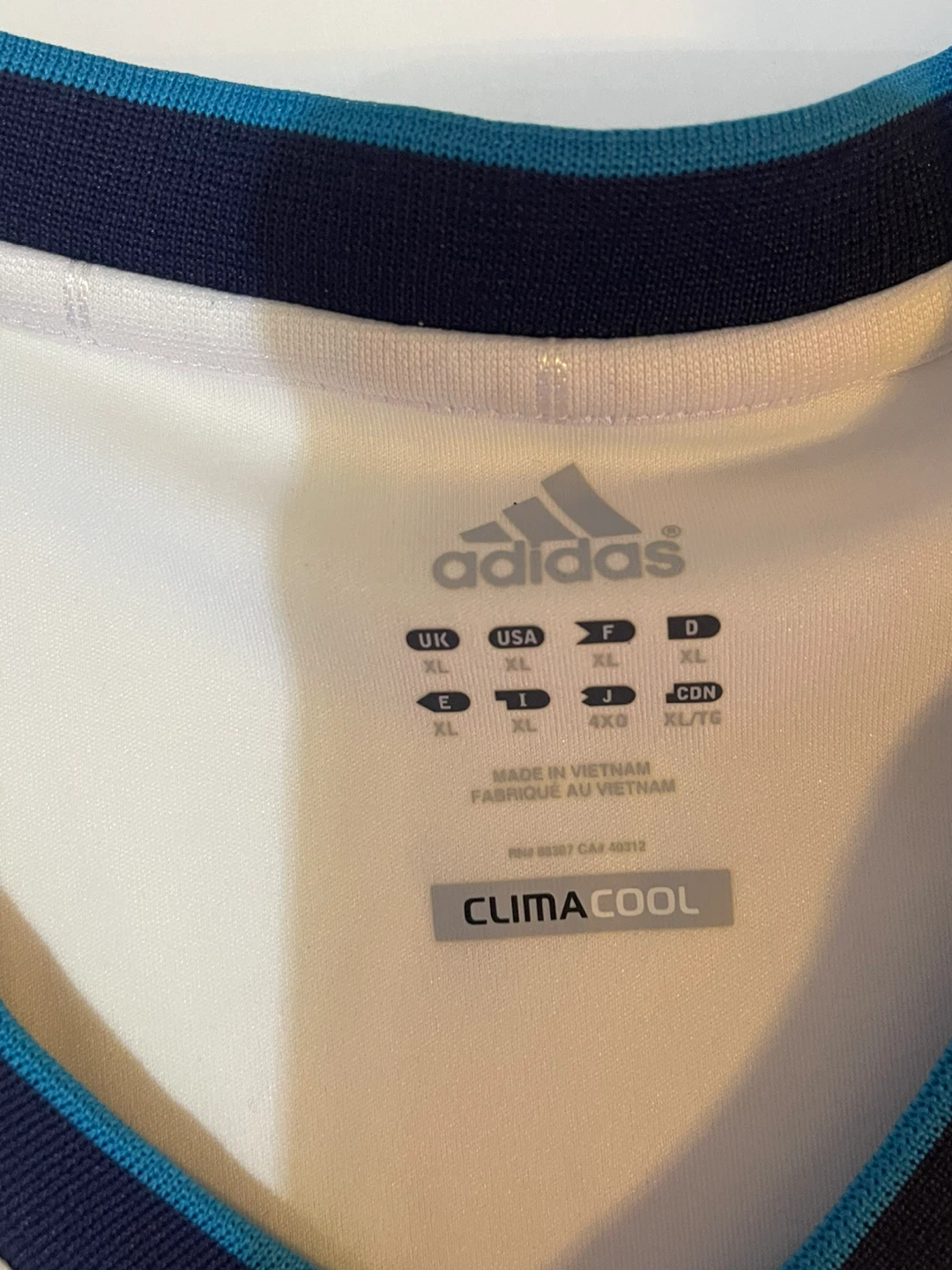 Adidas Real Madrid CF Soccer Jersey XL - photo 5