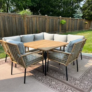 Outdoor area rugs