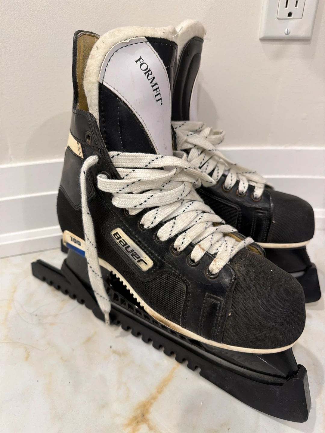 Bauer FormFit Hockey Skates - photo 2