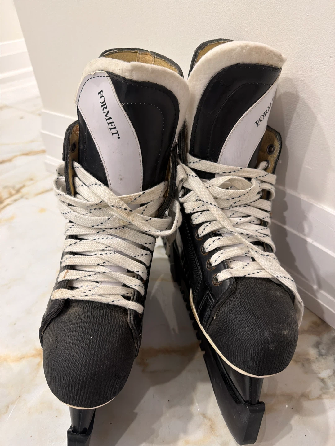 Bauer FormFit Hockey Skates