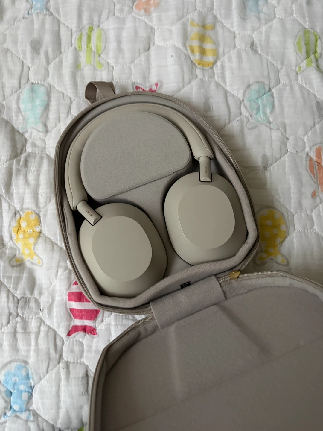 Sony WH-1000XM5 Noise Cancelling Headphones - Light Grey - photo 4