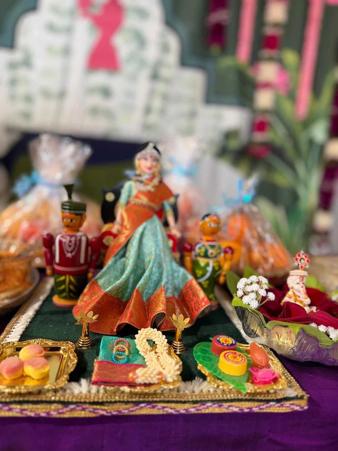 Indian Traditional Sreemantham Doll - photo 2
