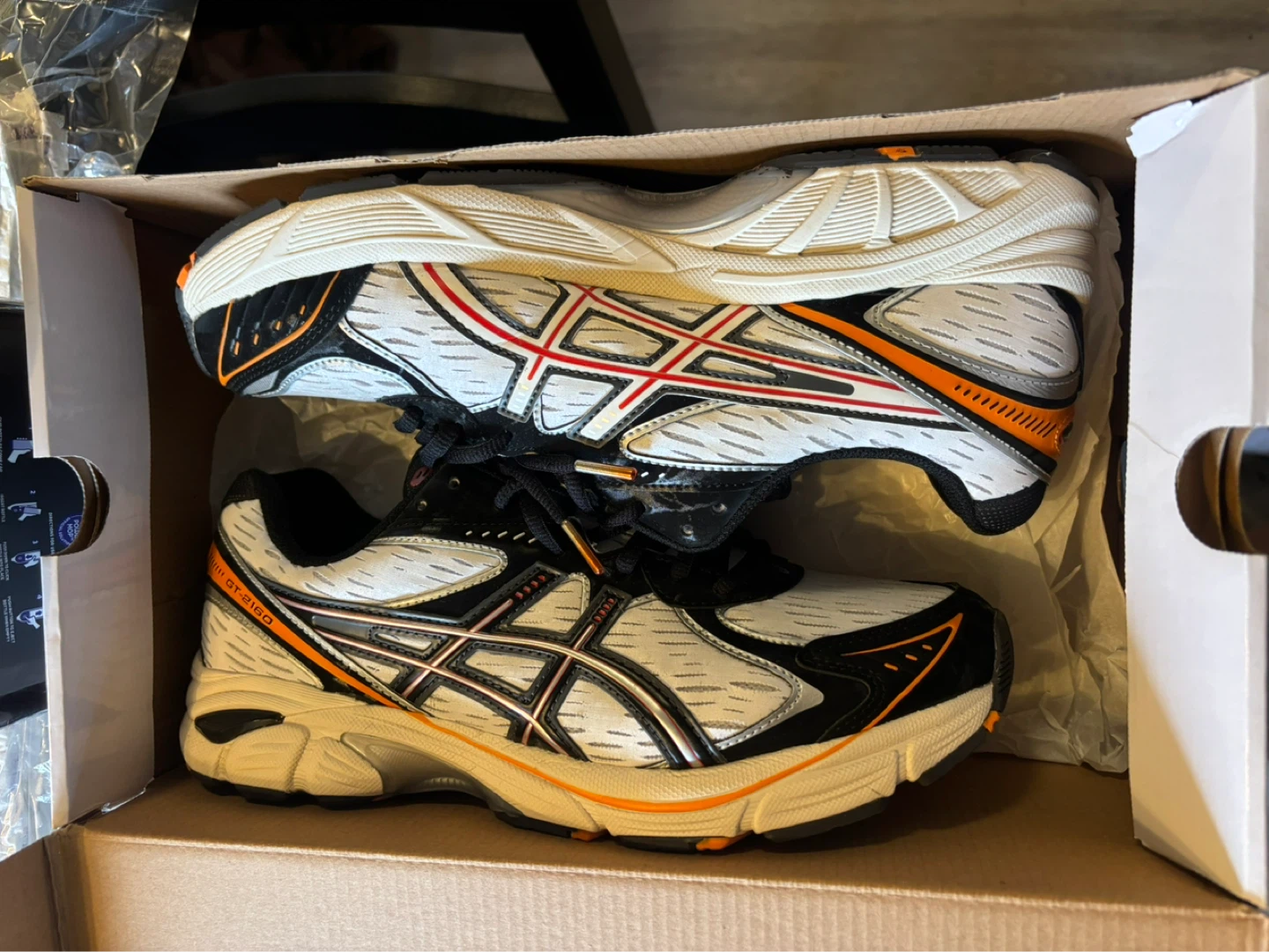 Asics 2160 ichigo size 10.5