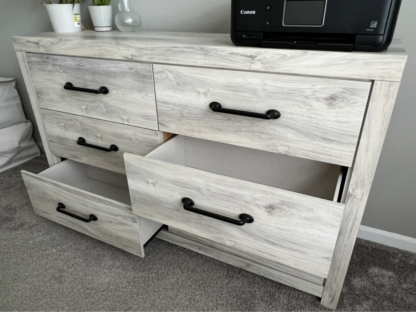 6-Drawer Dresser chest