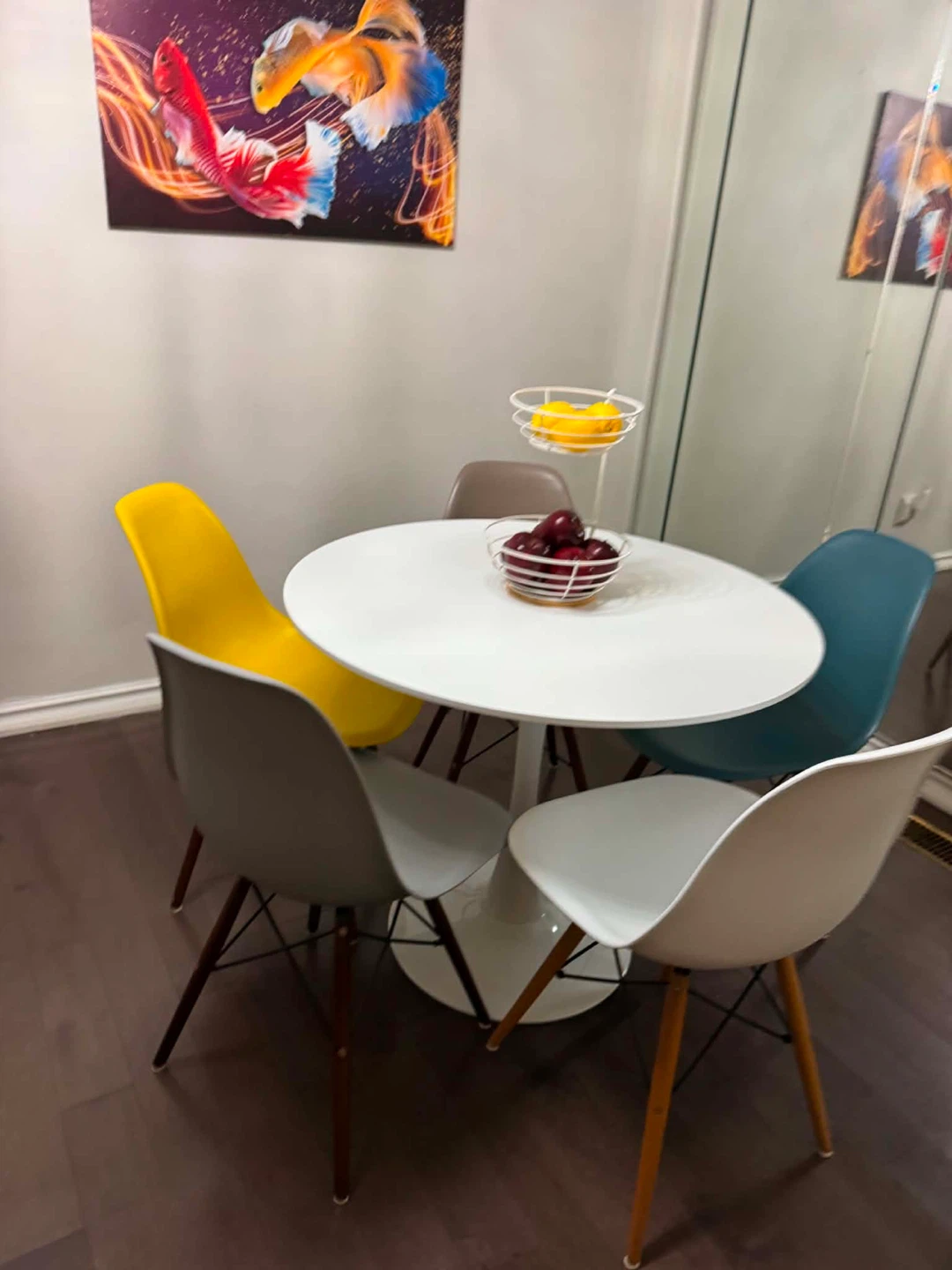 Round White Dining Table with 4 Chairs - photo 2