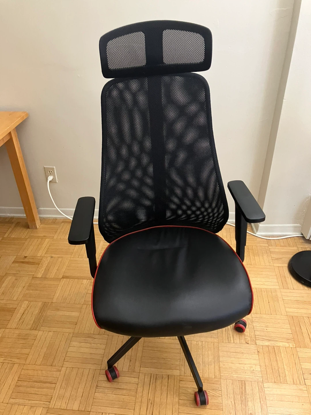 IKEA Matchspel Mesh Chair