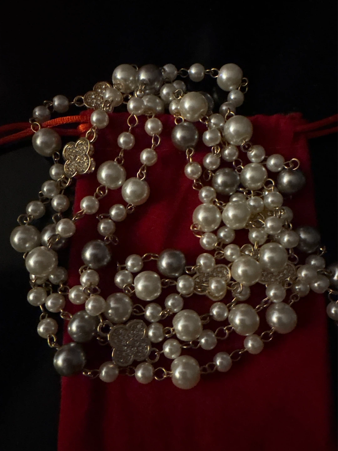 New Gold Tone Pearl Necklace with double sided CZ Clover Charms - photo 5