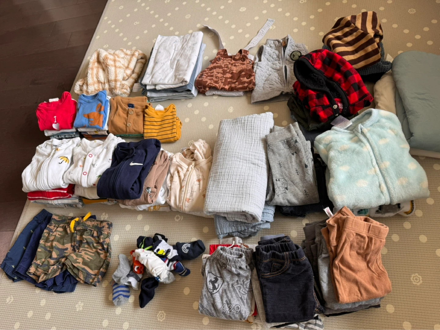 Baby Clothes Bundle - Assorted Sizes - photo 2