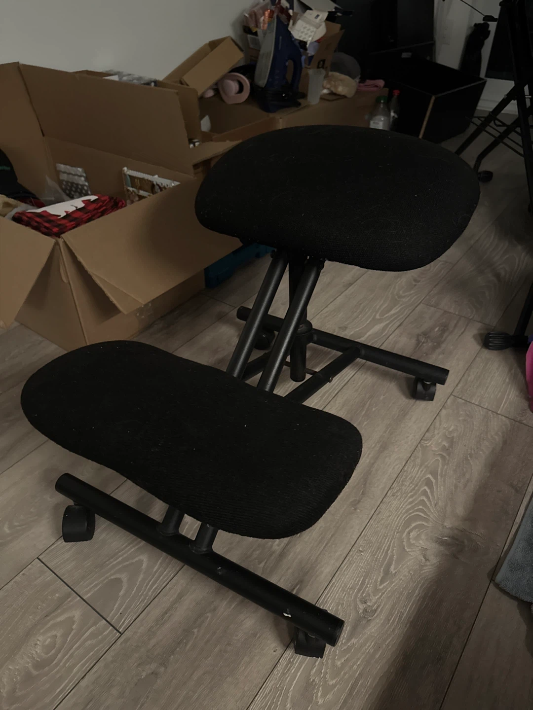 Black Ergonomic Kneeling Chair
