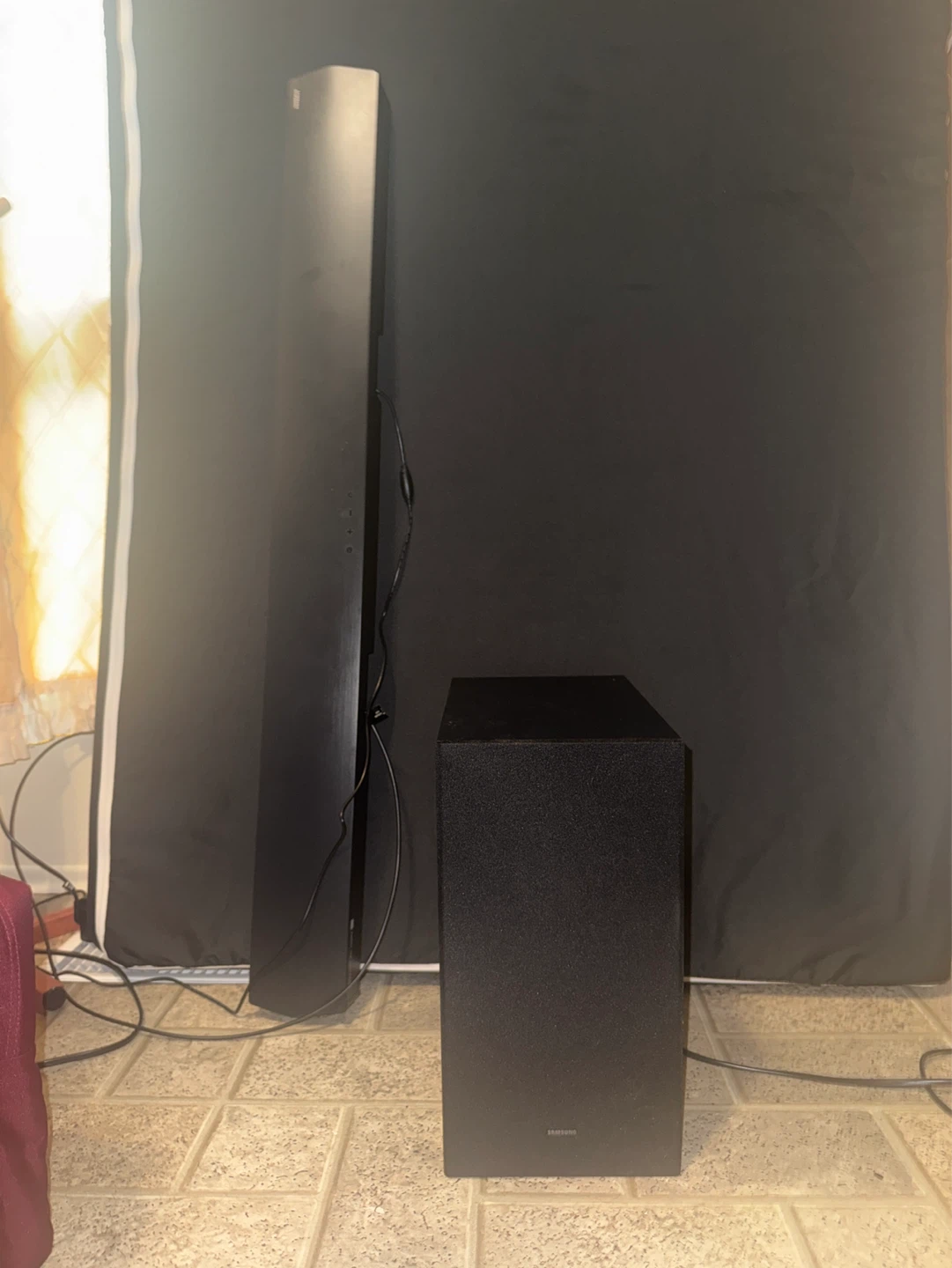 Samsung Soundbar & Subwoofer Speaker Set - photo 2