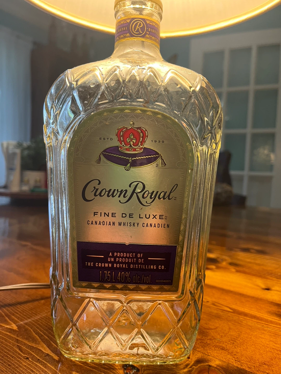 Crown Royal Canadian Whisky Bottle Lamp - photo 4