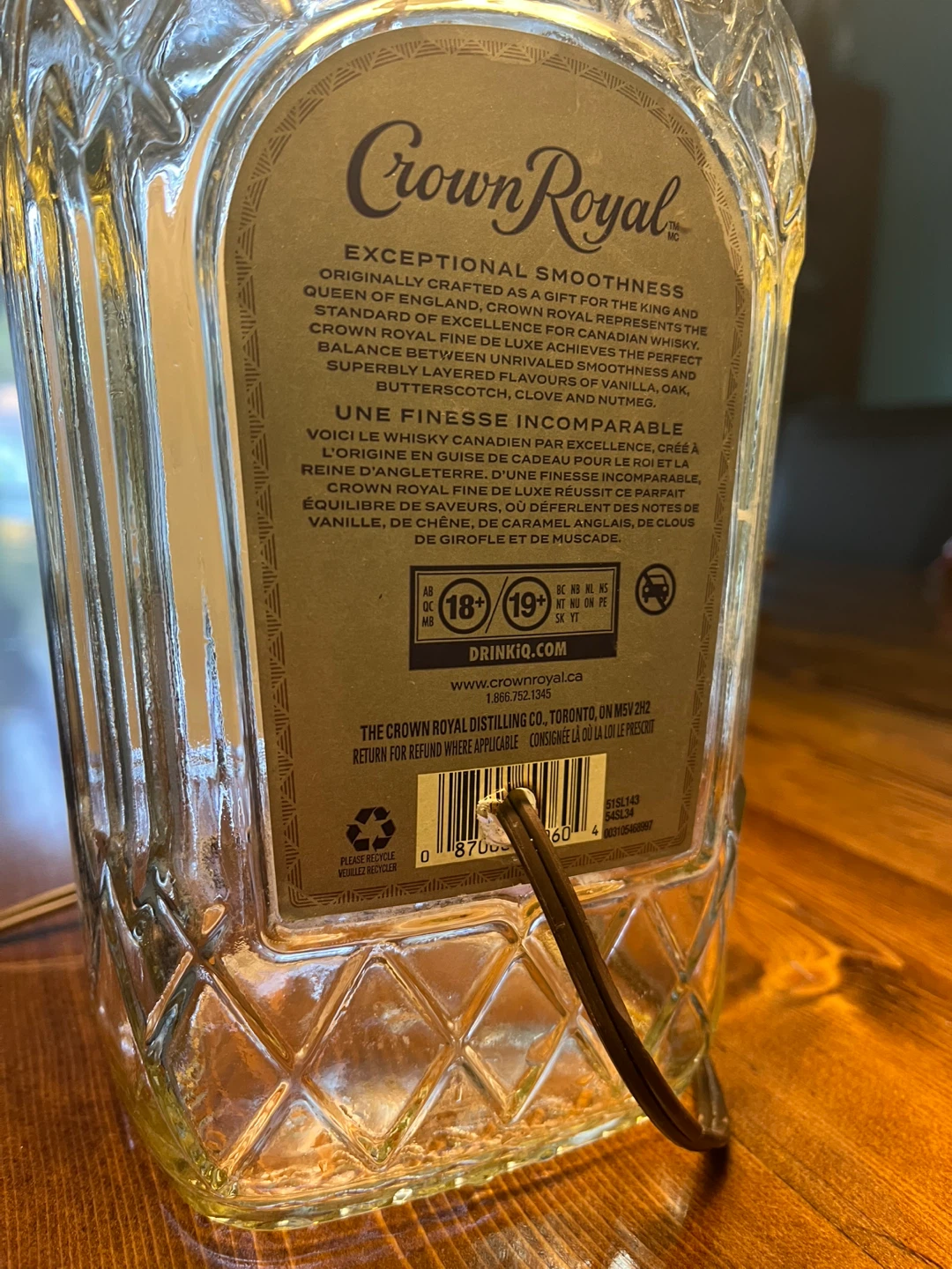 Crown Royal Canadian Whisky Bottle Lamp - photo 5