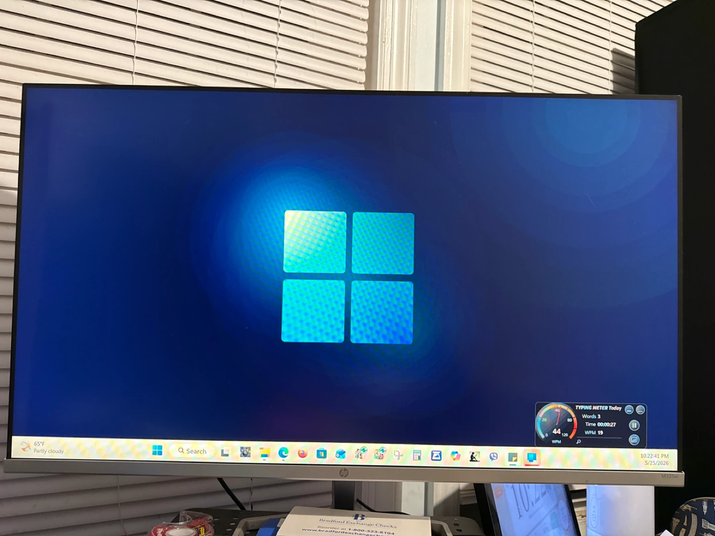 HP 27-inch Monitor
