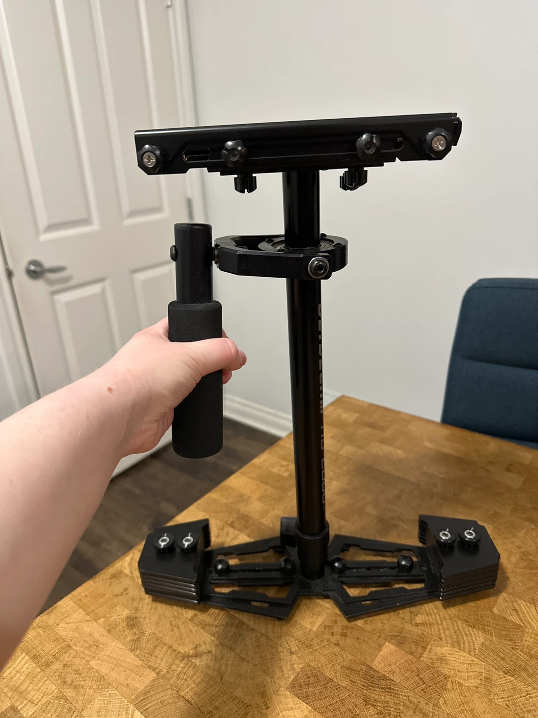 Glidecam HD-2000 Camera Stabilizer - photo 2