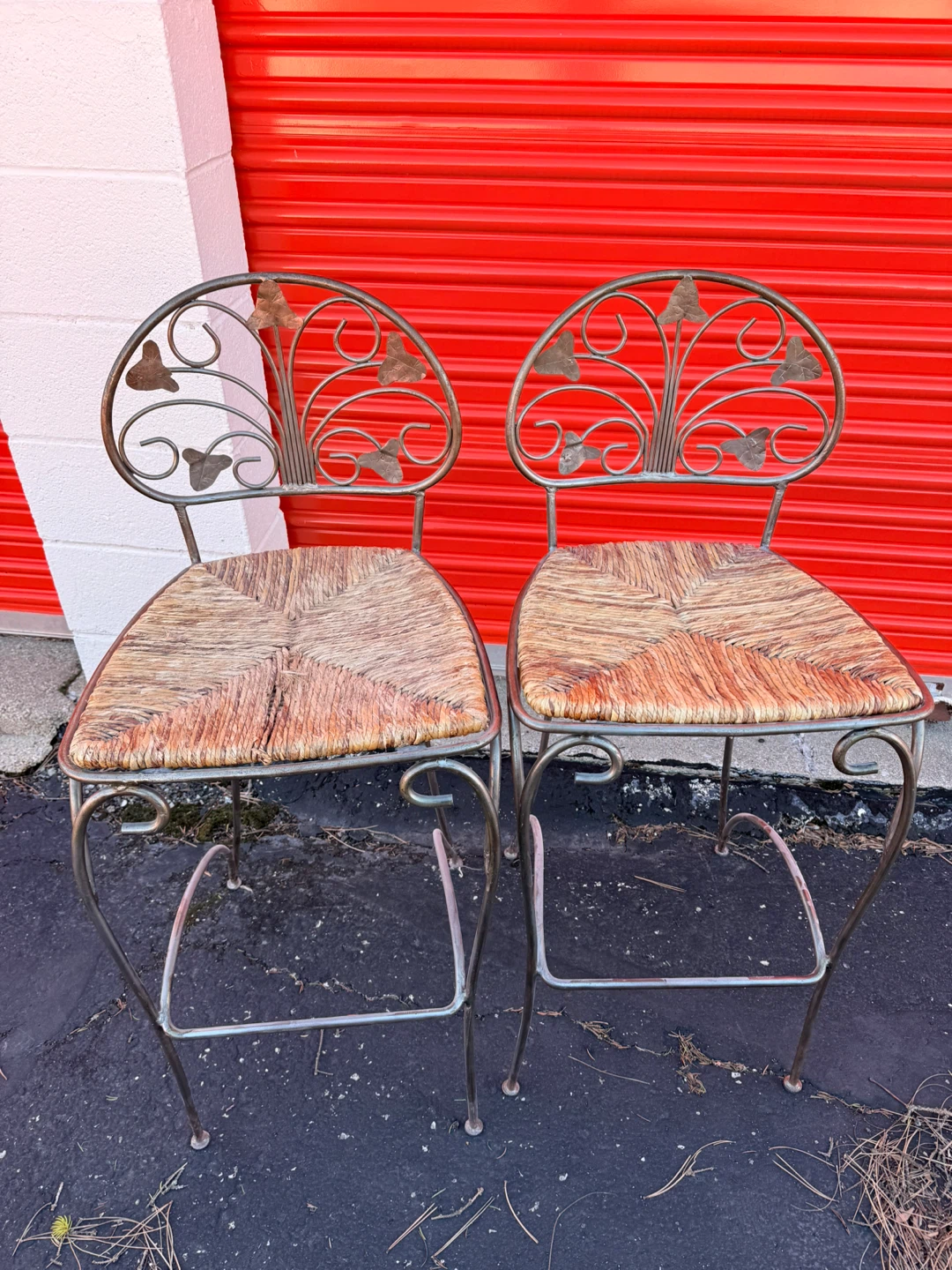 VTG MCM Iron Bar Stools w/natural woven seats - photo 3
